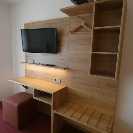 Guest house Zum Engel 3*